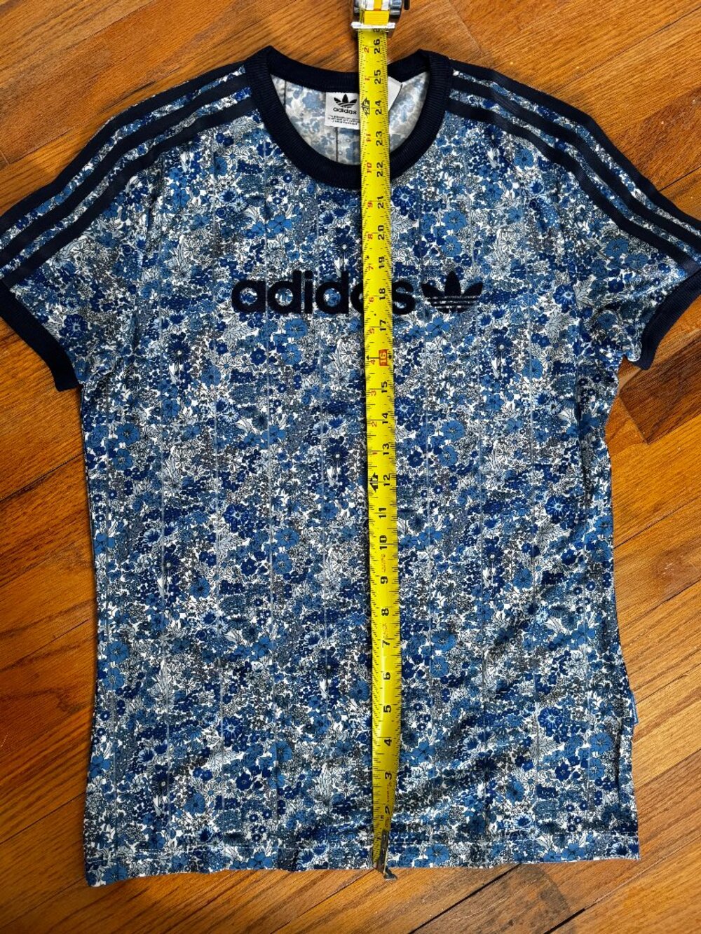 adidas Originals x Liberty of London Tonal Cali T-Shirt (Medium) - Picture 6 of 6